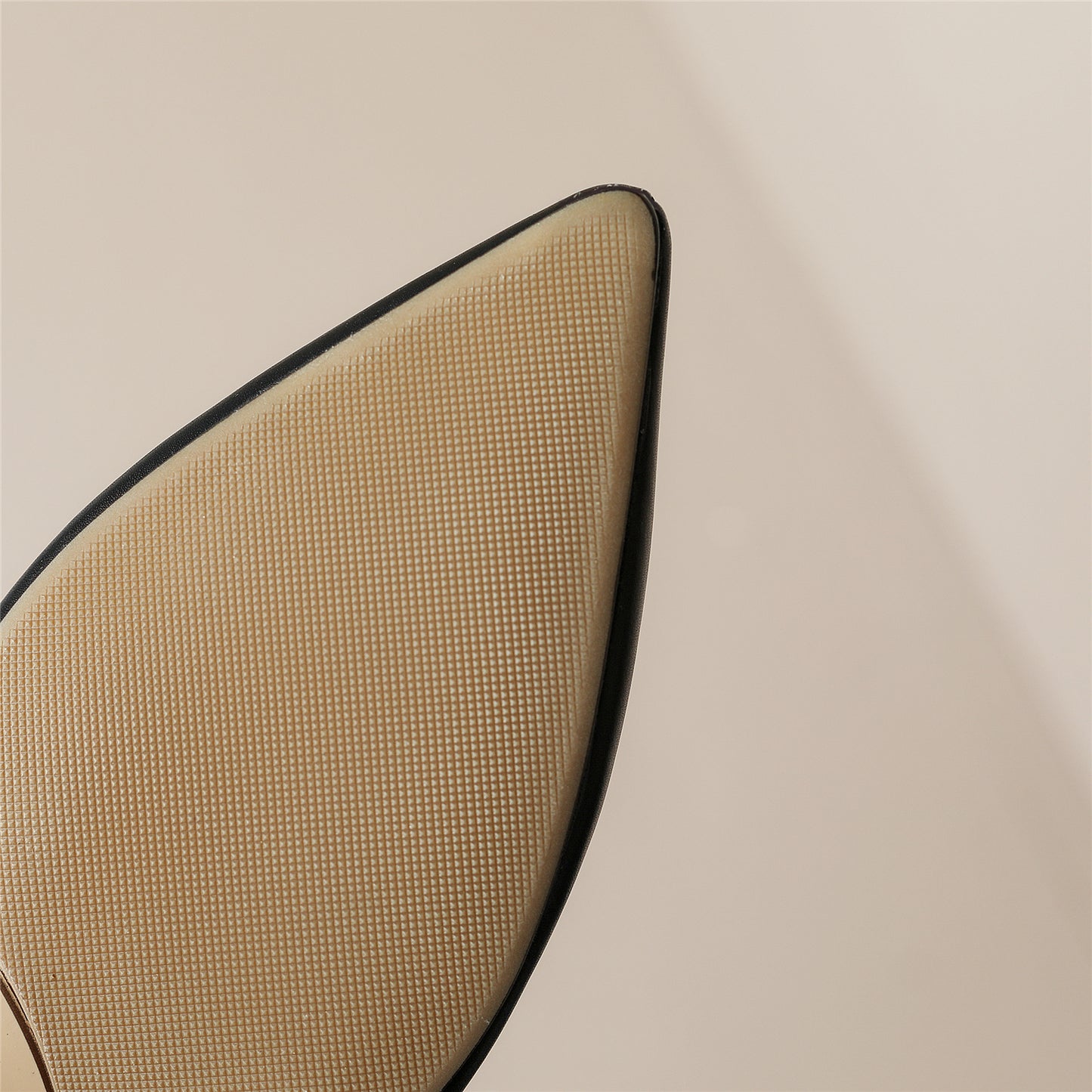 Nine Seven Handmade Women's Genuine Leather Patchwork Snakeskin Pointed Toe Back Zip Up Mid Kitten Heel Ankle Boots