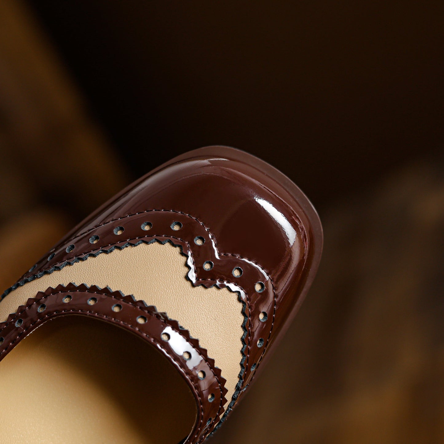 Nine Seven Women's Patent Leather Handmade Lace Buckle Round Toe Low Block Heel Mary Jane Flats Shoes