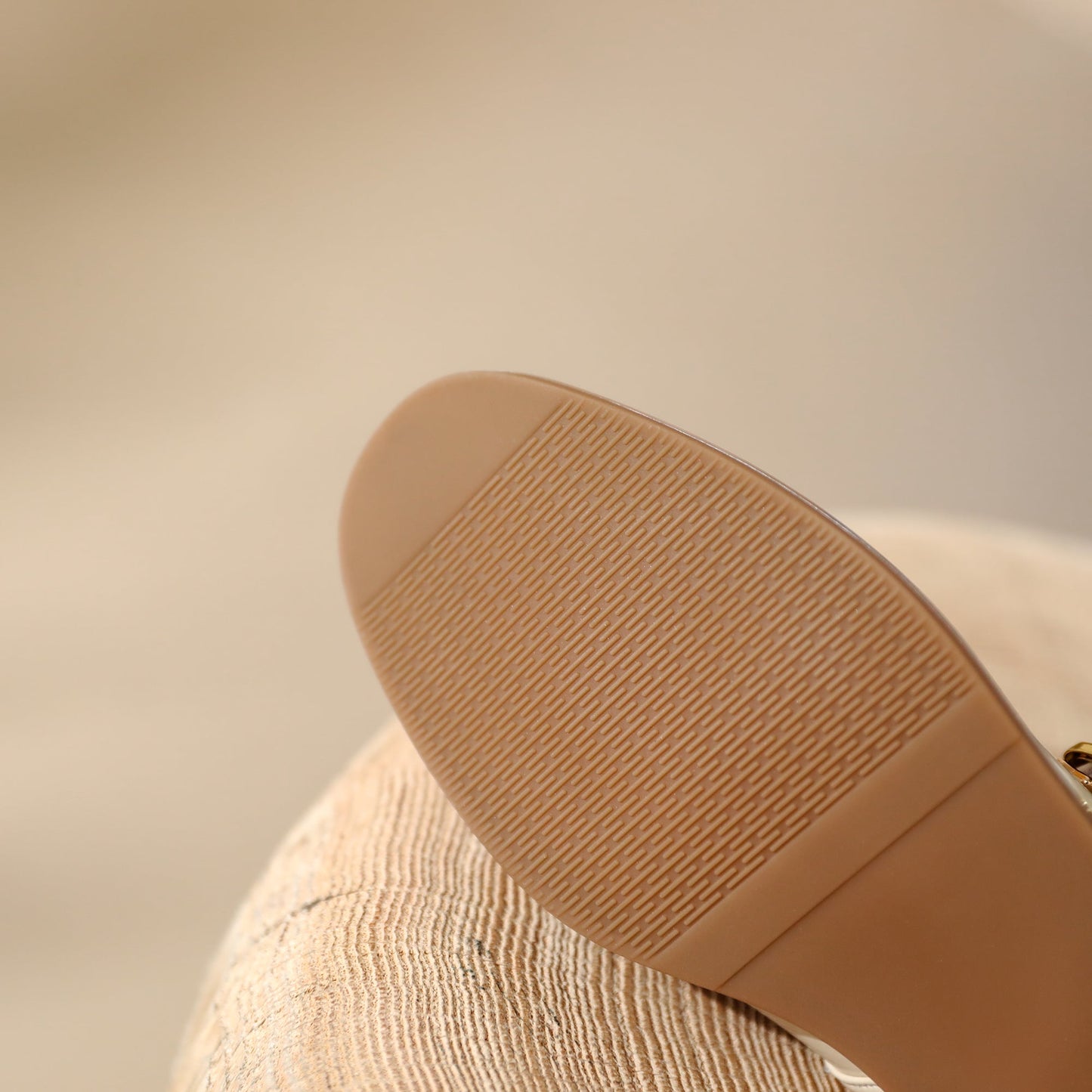 Nine Seven Women's Round Toe Genuine Leather Handmade Buckle Low Chunky Heels Retro Shoes