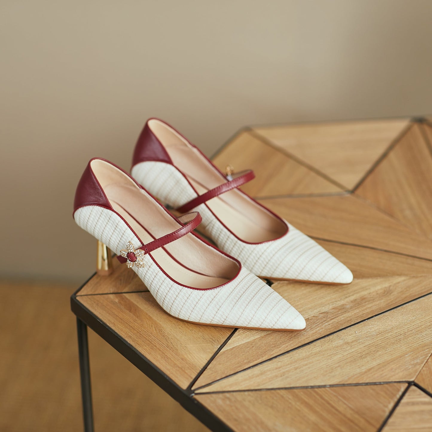 Nine Seven Women's Genuine Letaher Handmade Assorted Colors Pointed Toe Mid Heels Pumps Shoes with Floral Buckle