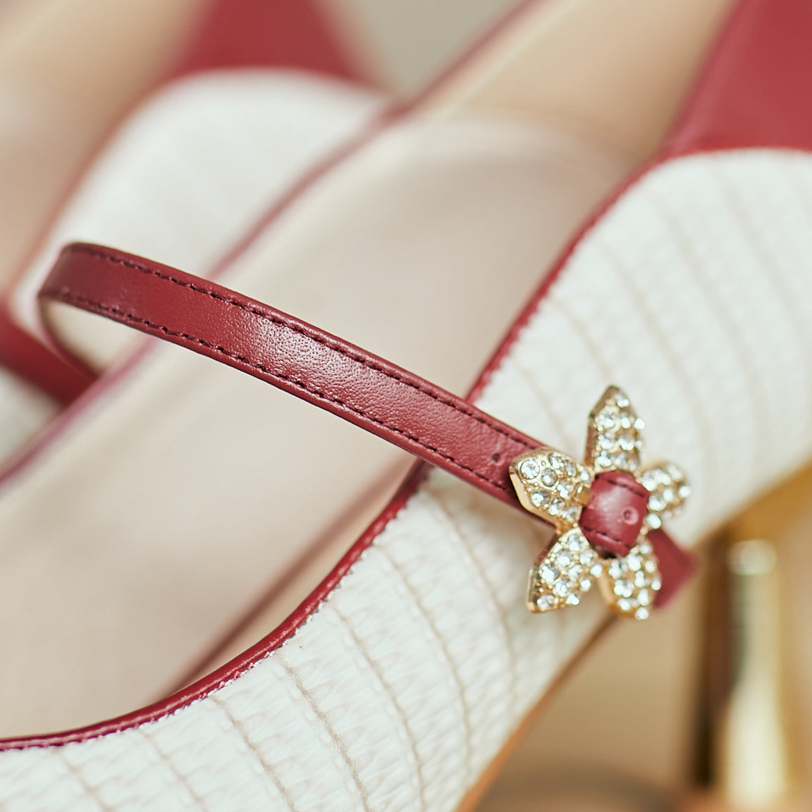 Nine Seven Women's Genuine Letaher Handmade Assorted Colors Pointed Toe Mid Heels Pumps Shoes with Floral Buckle