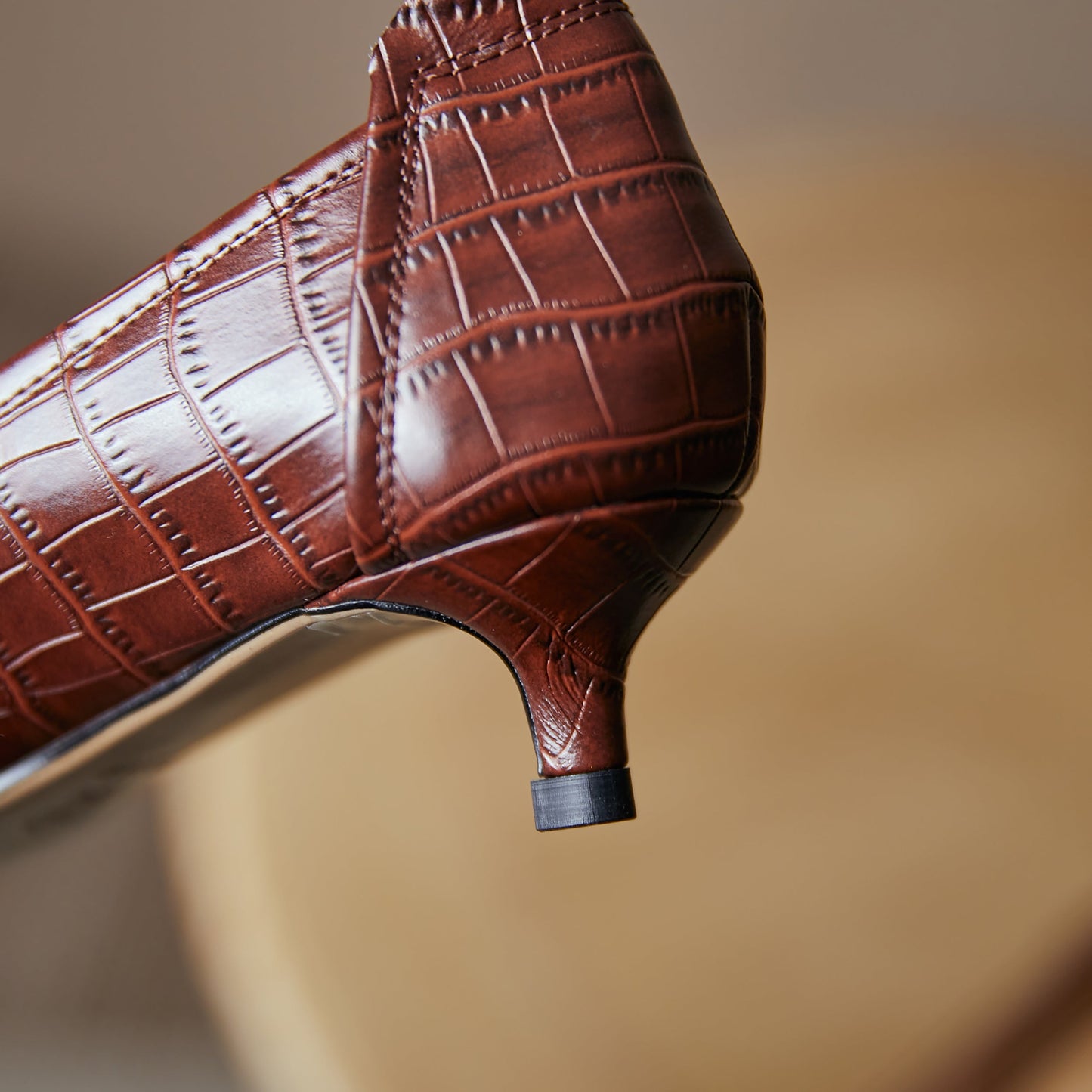 Nine Seven Women's Handmade Genuine Leather Pointed Toe Low Kitten Heel Slip On V-Shaped Retro Pump Shoes