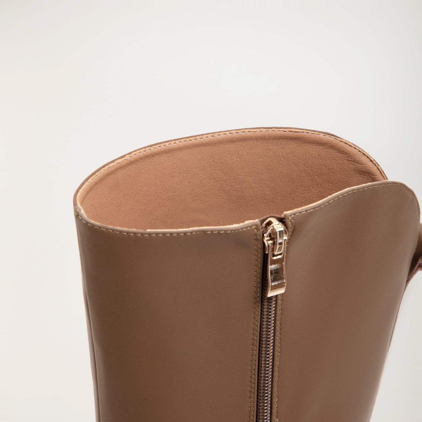 Nine Seven Women's Genuine Leather Handmade Block Heel Side Zip Up Round Toe Knee-High Riding Boots