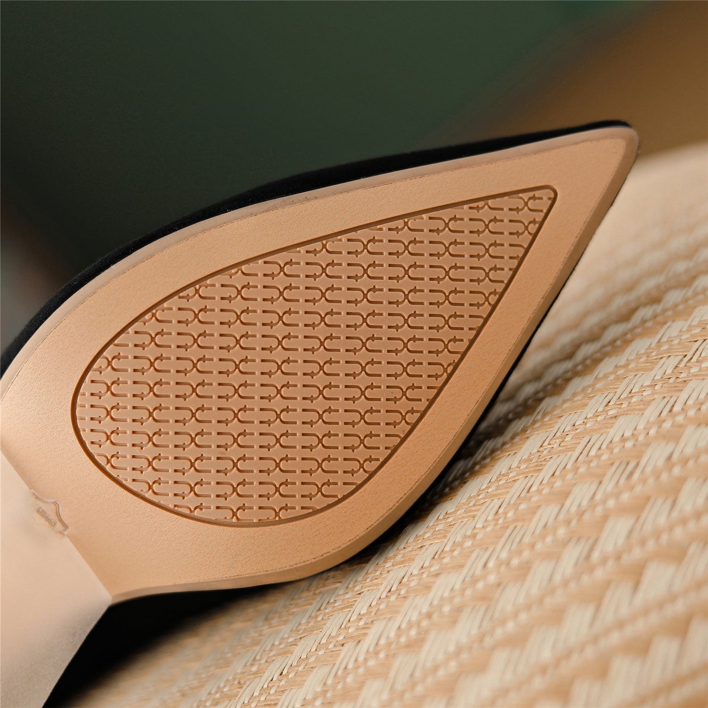 Nine Seven Handmade Women's Suede Leather Slip On Pointed Toe High Kittened Heel Back Zipper Ankle Boots