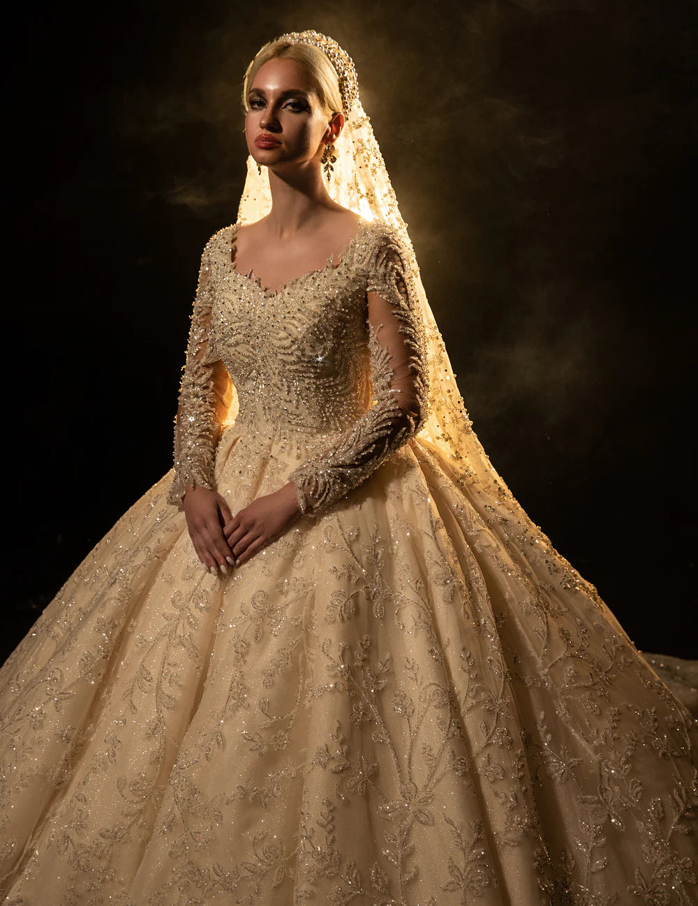 Nine Seven Long Sleeves  Sparkly Sequin Lace Appliques Square Neck Bridal Ball Grown Wedding Dress Customization