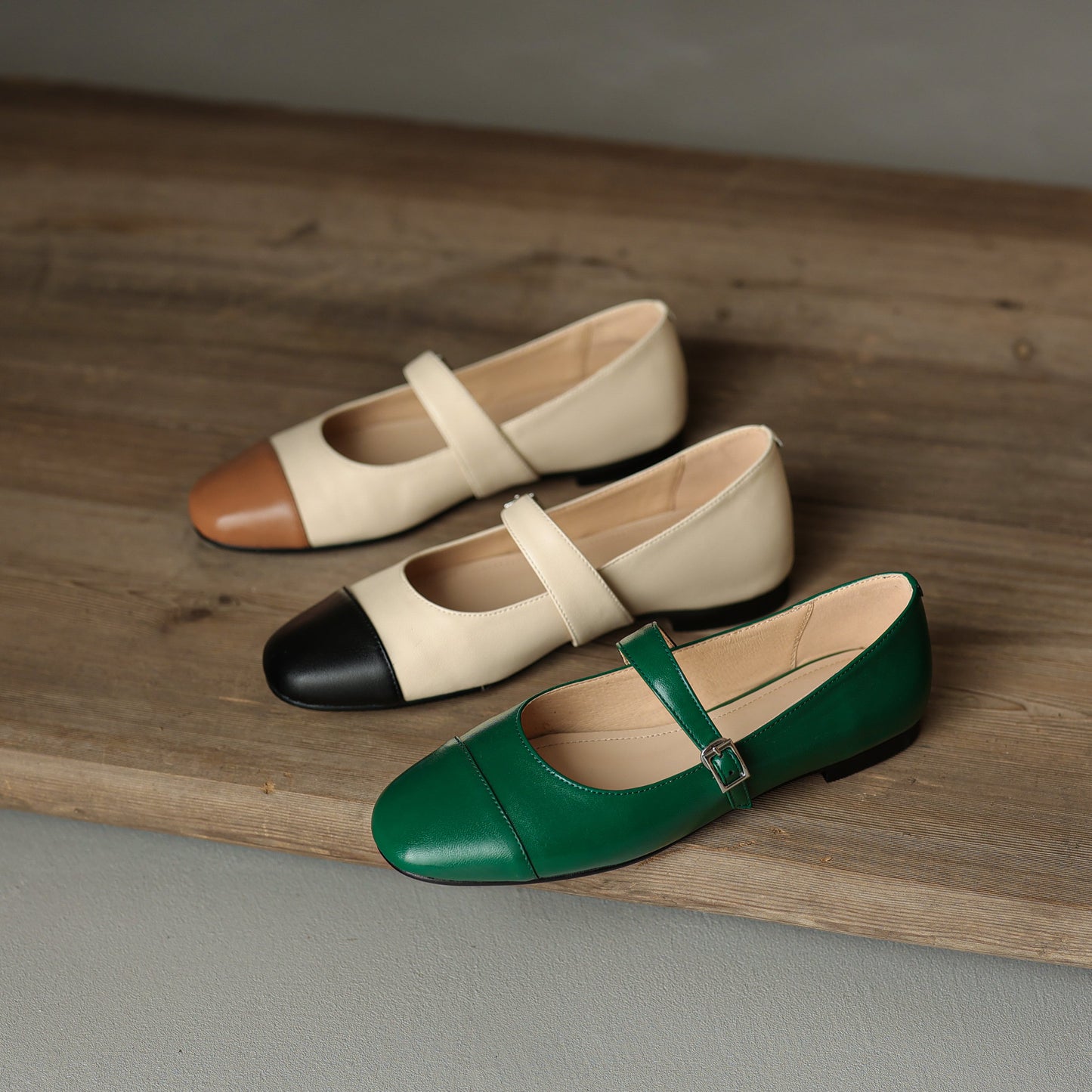 Nine Seven Handmade Genuine Leather Women's Round Toe Flat Modern Buckle Mary Jane Shoes