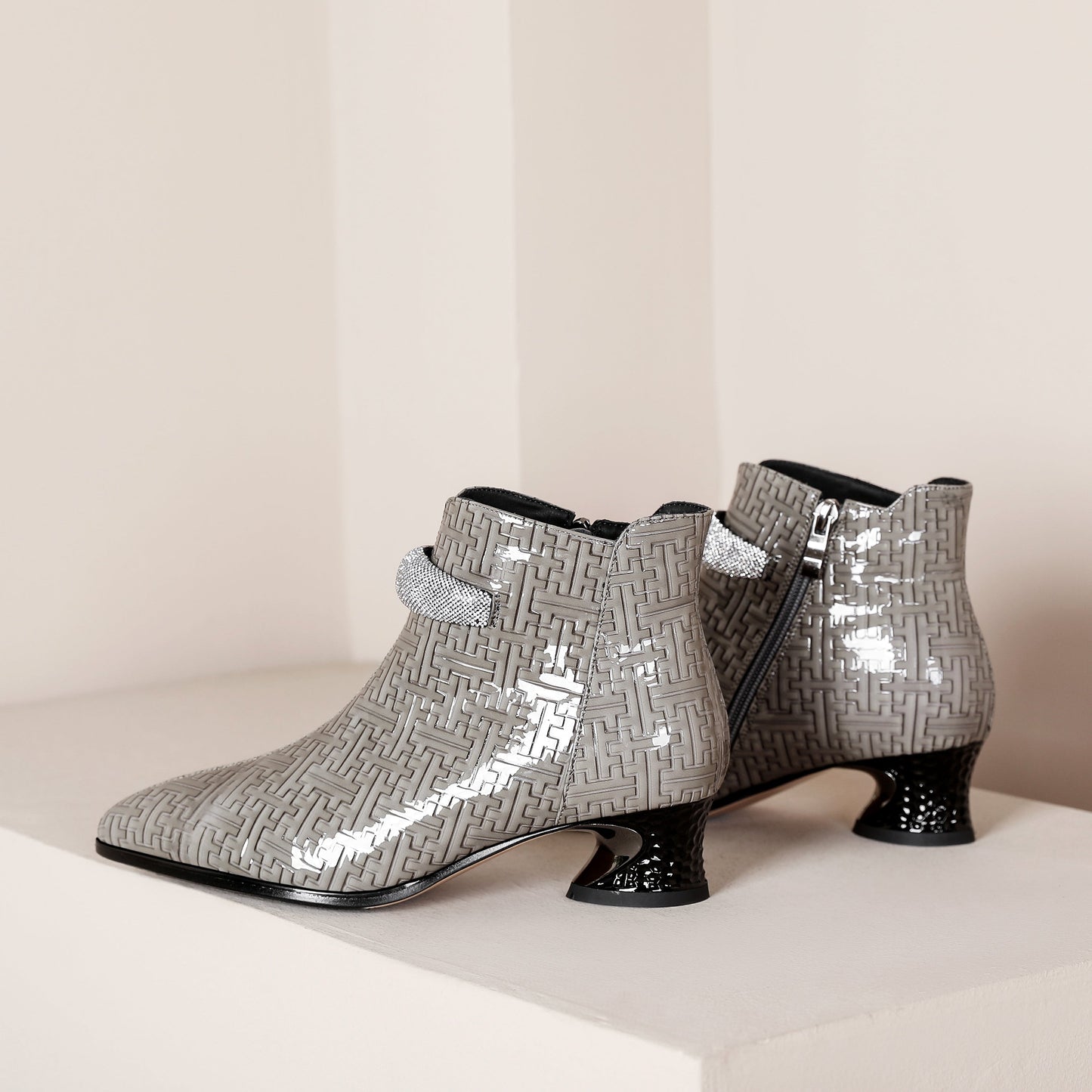 Nine Seven Women's Pointed Toe Glossy Patent Leather Handmade Zipper Low Chunky Heels Casual Ankle Boots