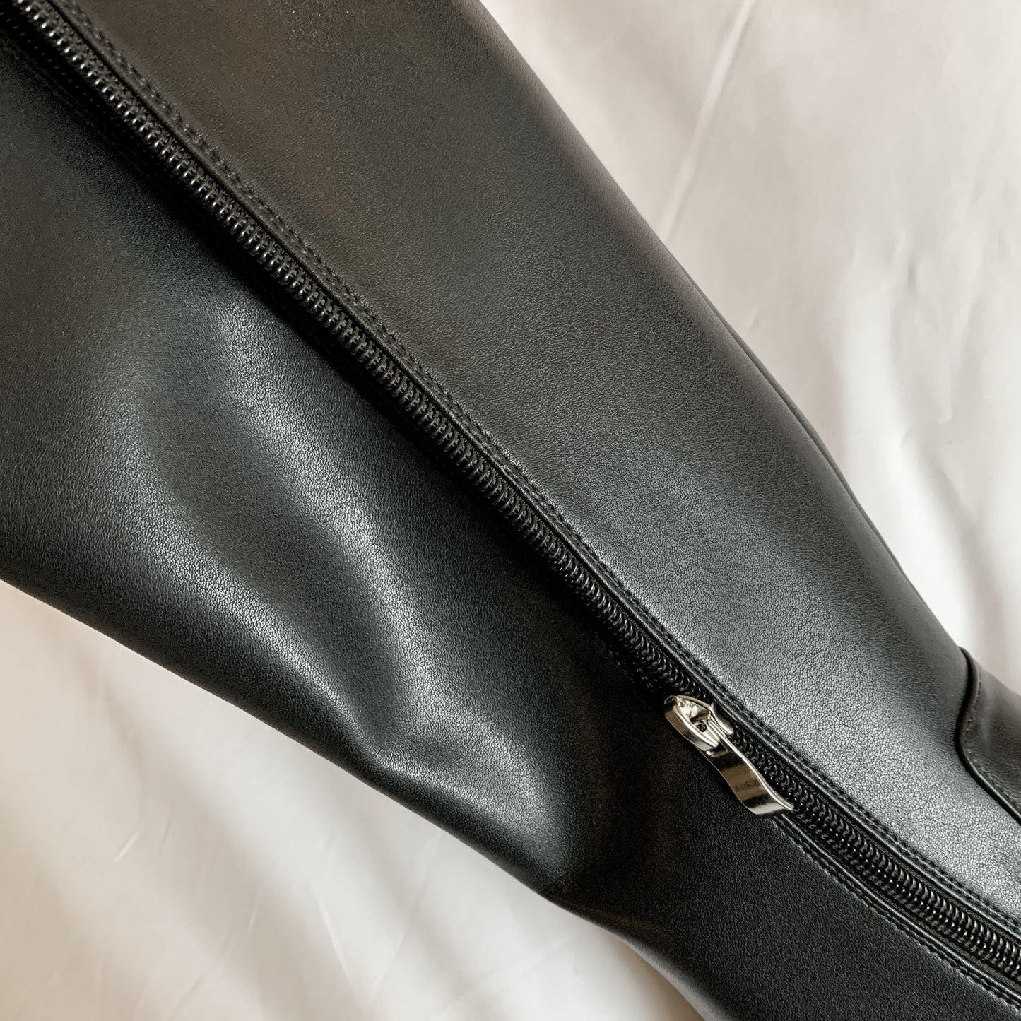 Nine Seven Women's Handmade Genuine Leather Round Toe Low Block Heel Side Zip Up Patent Belt Decor Knee High Riding Boots