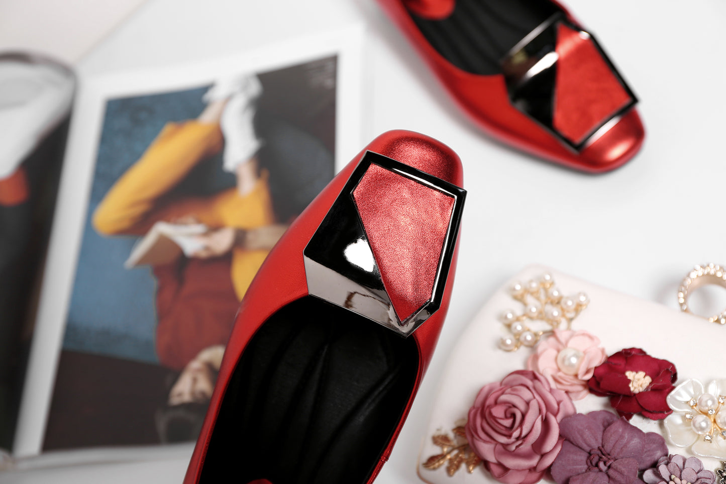 Nine Seven Women's Genuine Leather Square Toe Handmade Buckle Décor Casual Flat Shoes