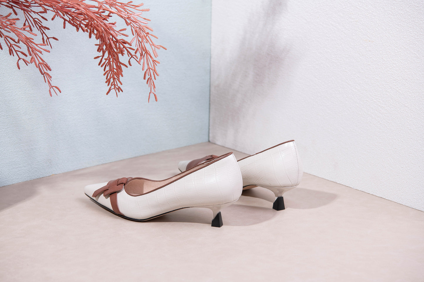 Nine Seven Pointed Toe Handmade Woven Decor Genuine Leather Kitten Heels Women's Pumps Shoes