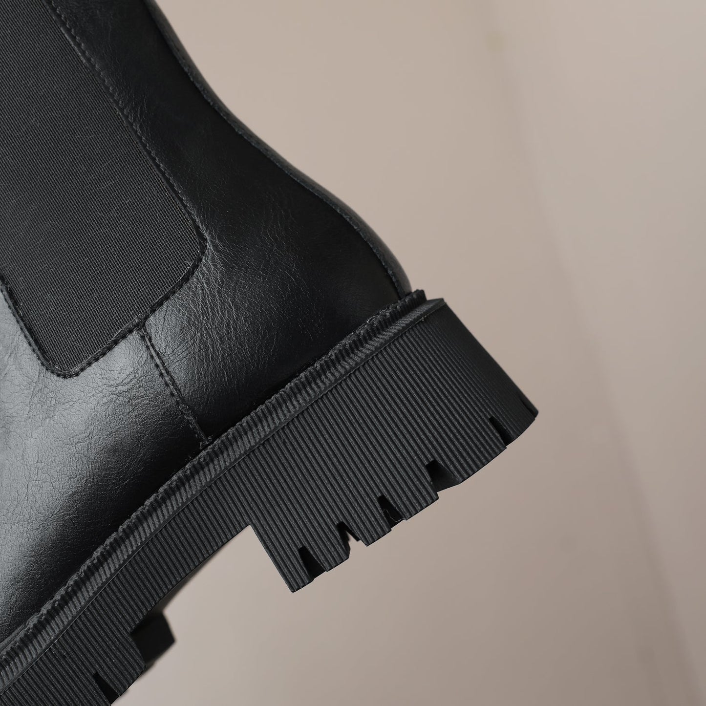 Nine Seven Handmade Women's Genuine Leather Pull On Round Toe Low Block Heel Platform Boots