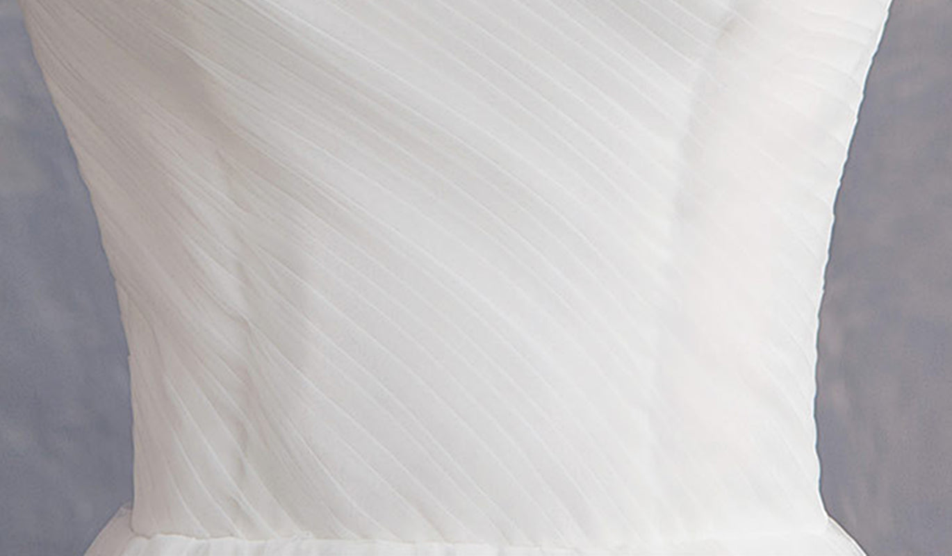 Nine Seven Tube Top Pleated Elegant Simple Design Sleeveless A-Line Beach Lawn Wedding Dress