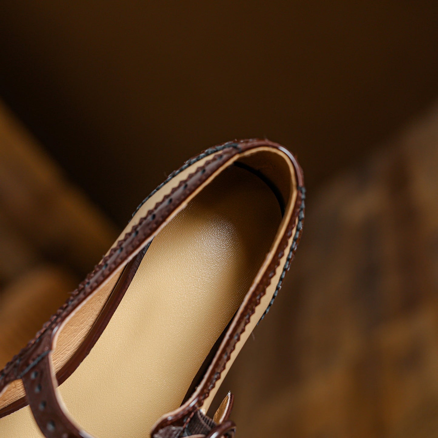 Nine Seven Women's Patent Leather Handmade Lace Buckle Round Toe Low Block Heel Mary Jane Flats Shoes