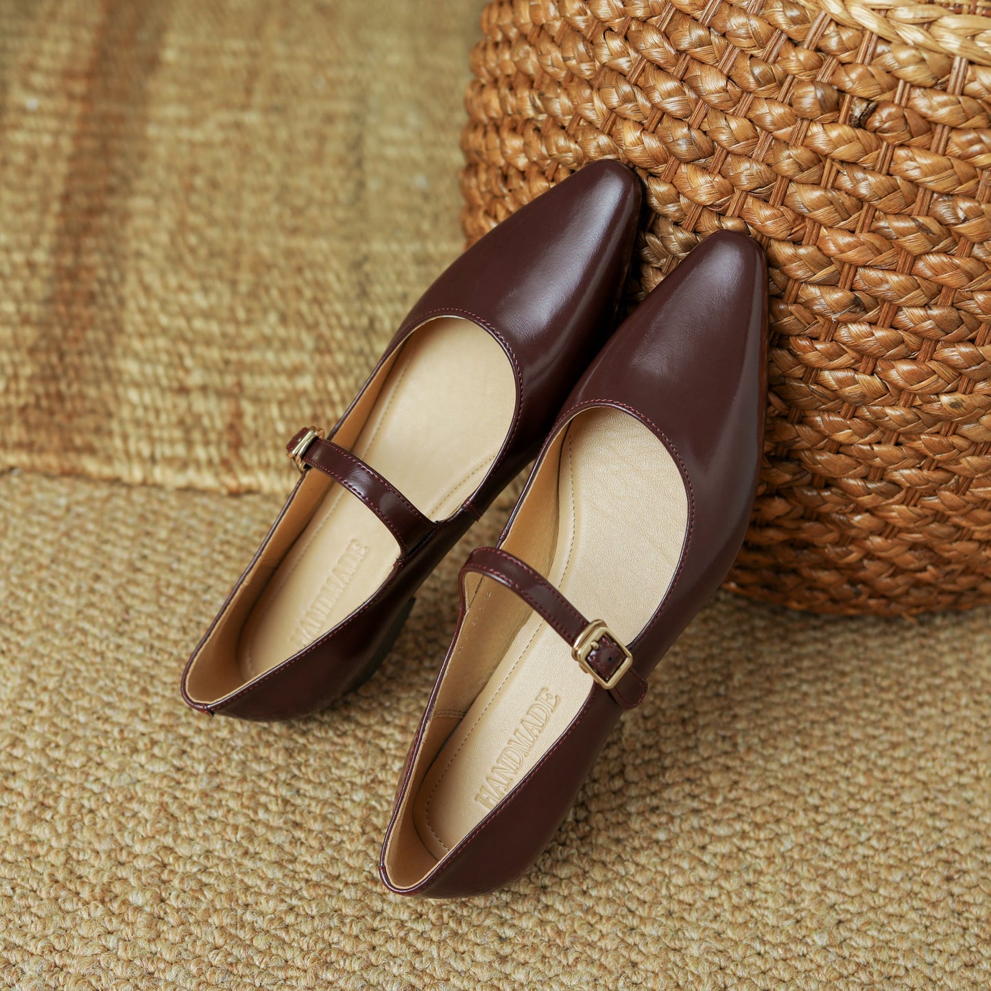 Nine Seven Women's Patent Leather Handmade Pointed Toe Flats Buckle Mary Janes Cute Dress Shoes