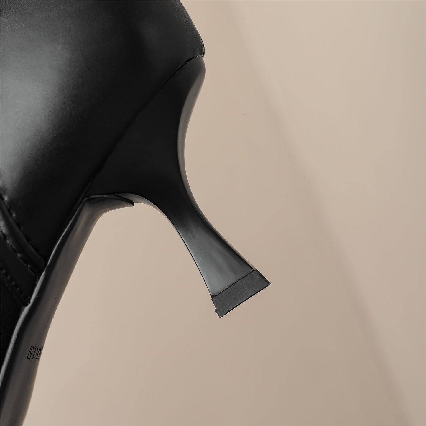 Nine Seven Handmade Women's Patchwork Leather Side Zipper Pointed Toe Sexy Kitten Heel Ankle Boots