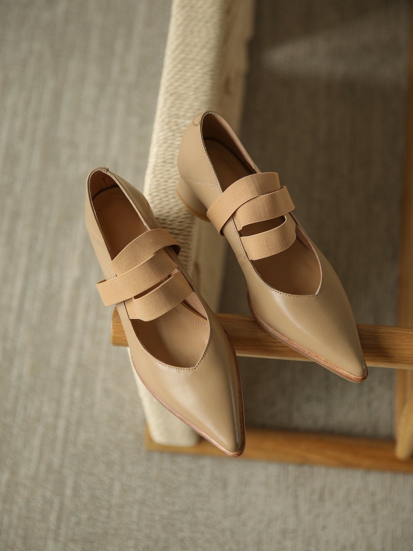 Nine Seven Women's Genuine Leather Pointed Toe Handmade Elastic Band Low Chunky Heel Comfort Pumps Shoes