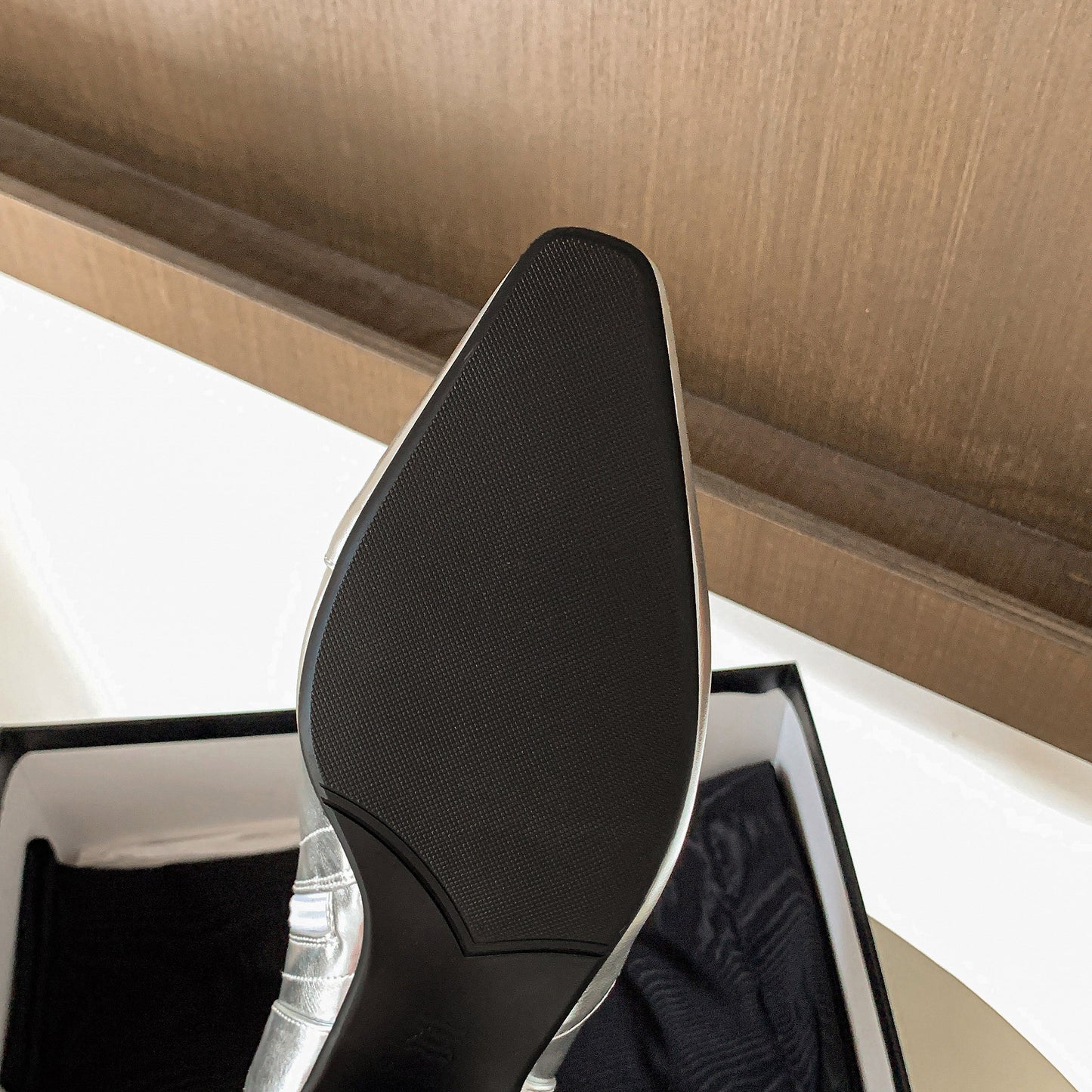 Nine Seven Handmade Women's Sexy Stretch Leather Side Zipper Pointed Toe Mid Block Heel Boots