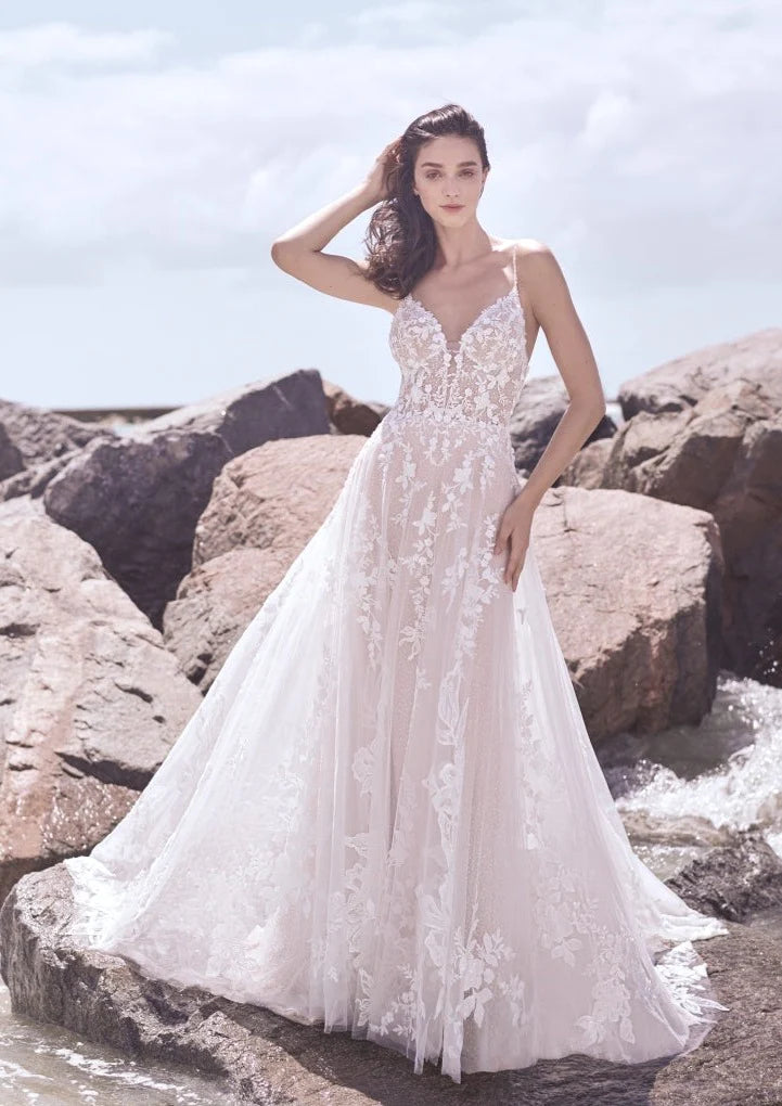 Nine Seven Spaghetti Straps V-Neckline Lace Appliques Backless A-Line Bridal Wedding Dress Customization